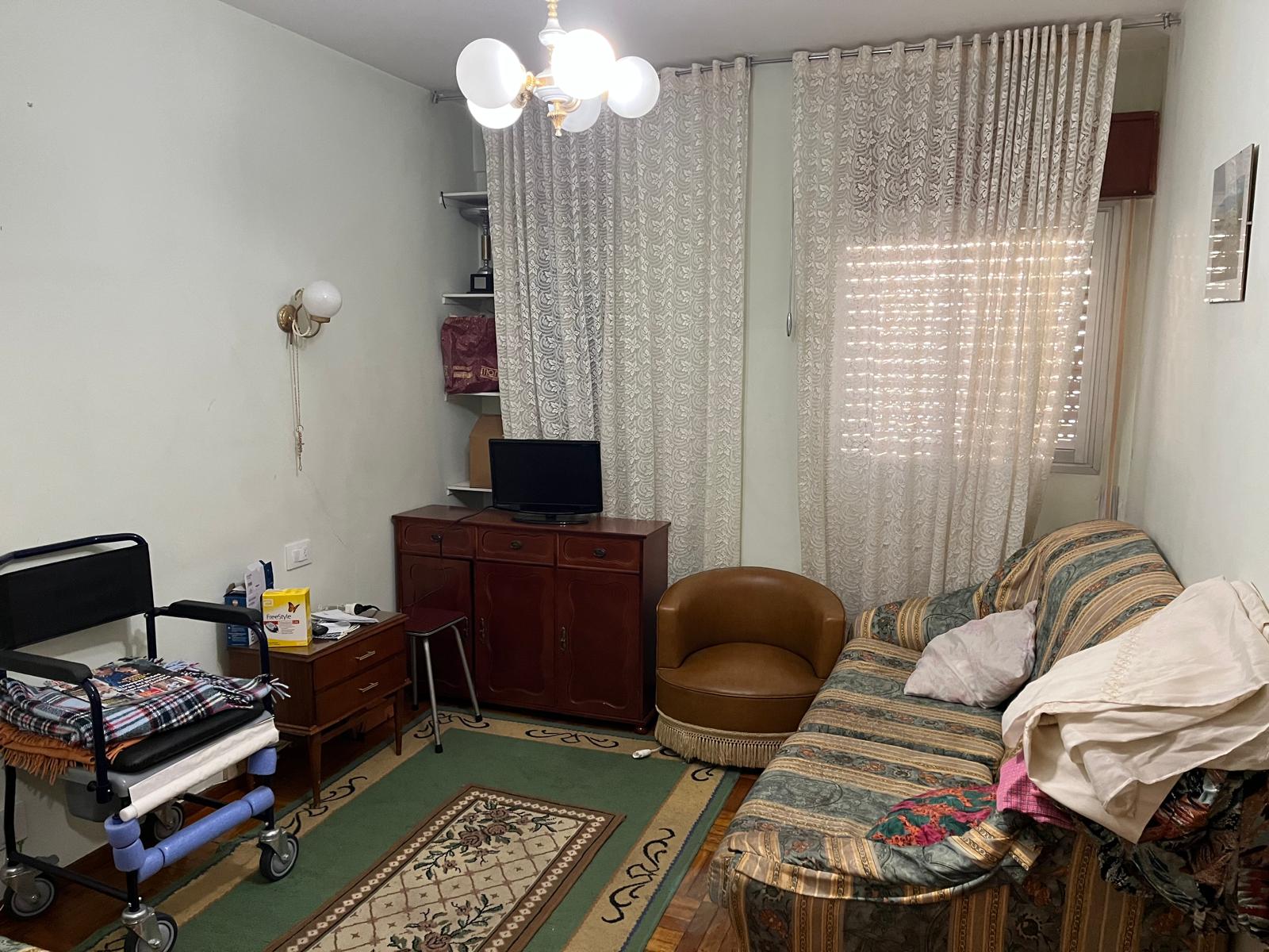 Vaciado de vivienda en Vigo — sala de estar